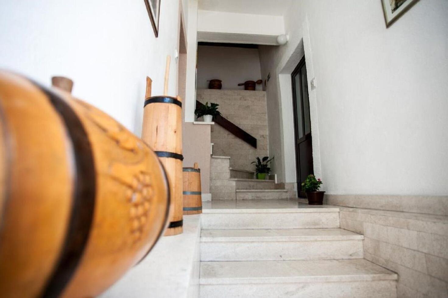 Apartments Verica - 15 M From Beach Krilo Exteriör bild