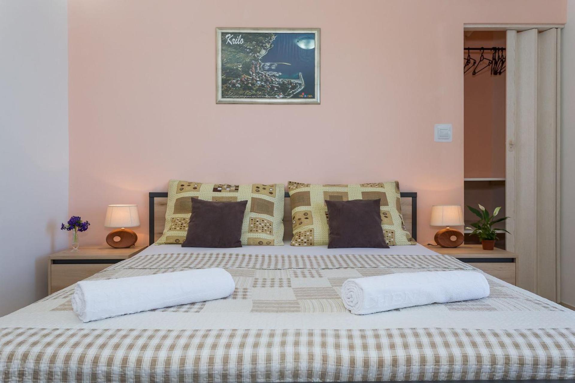 Apartments Verica - 15 M From Beach Krilo Exteriör bild