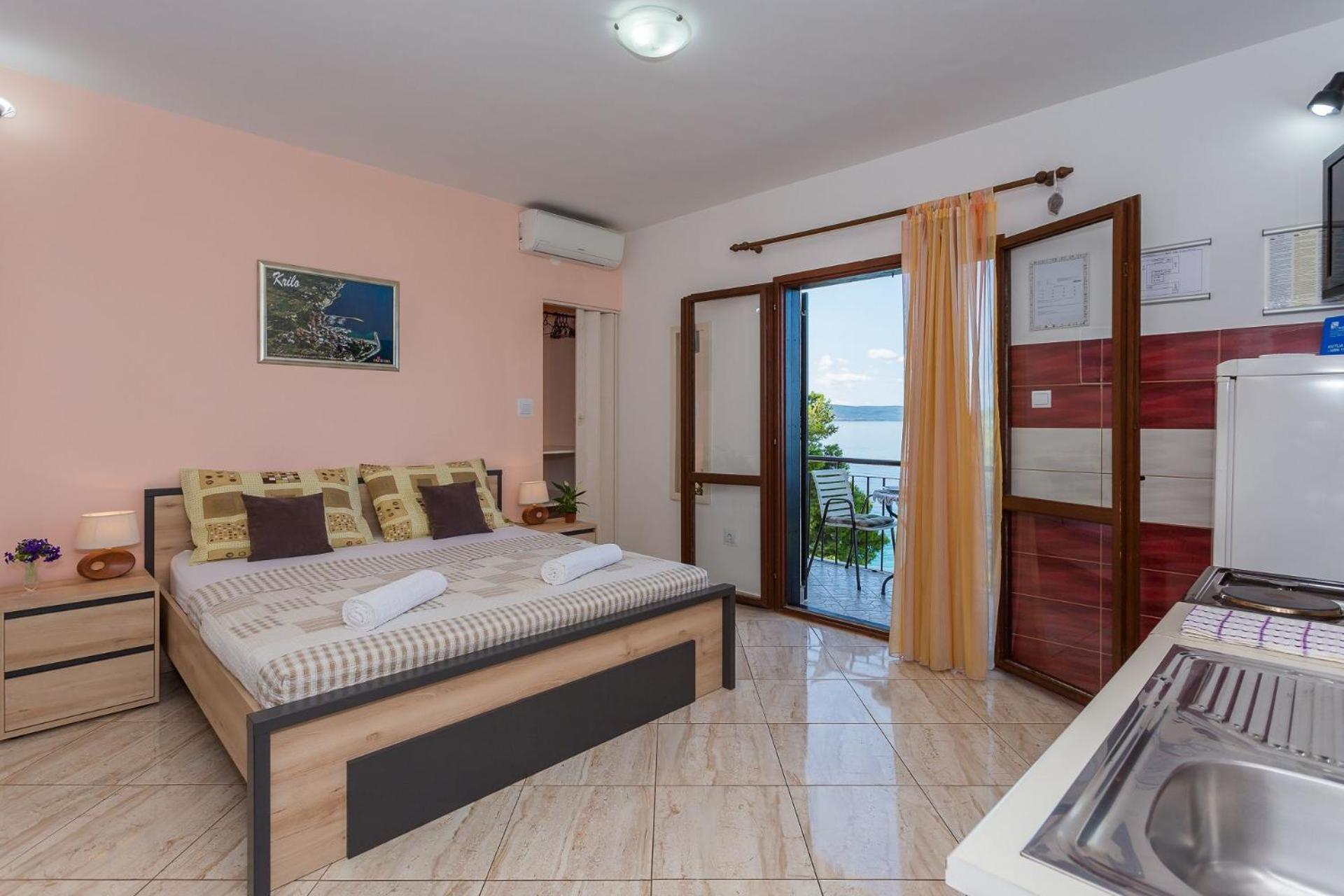Apartments Verica - 15 M From Beach Krilo Exteriör bild