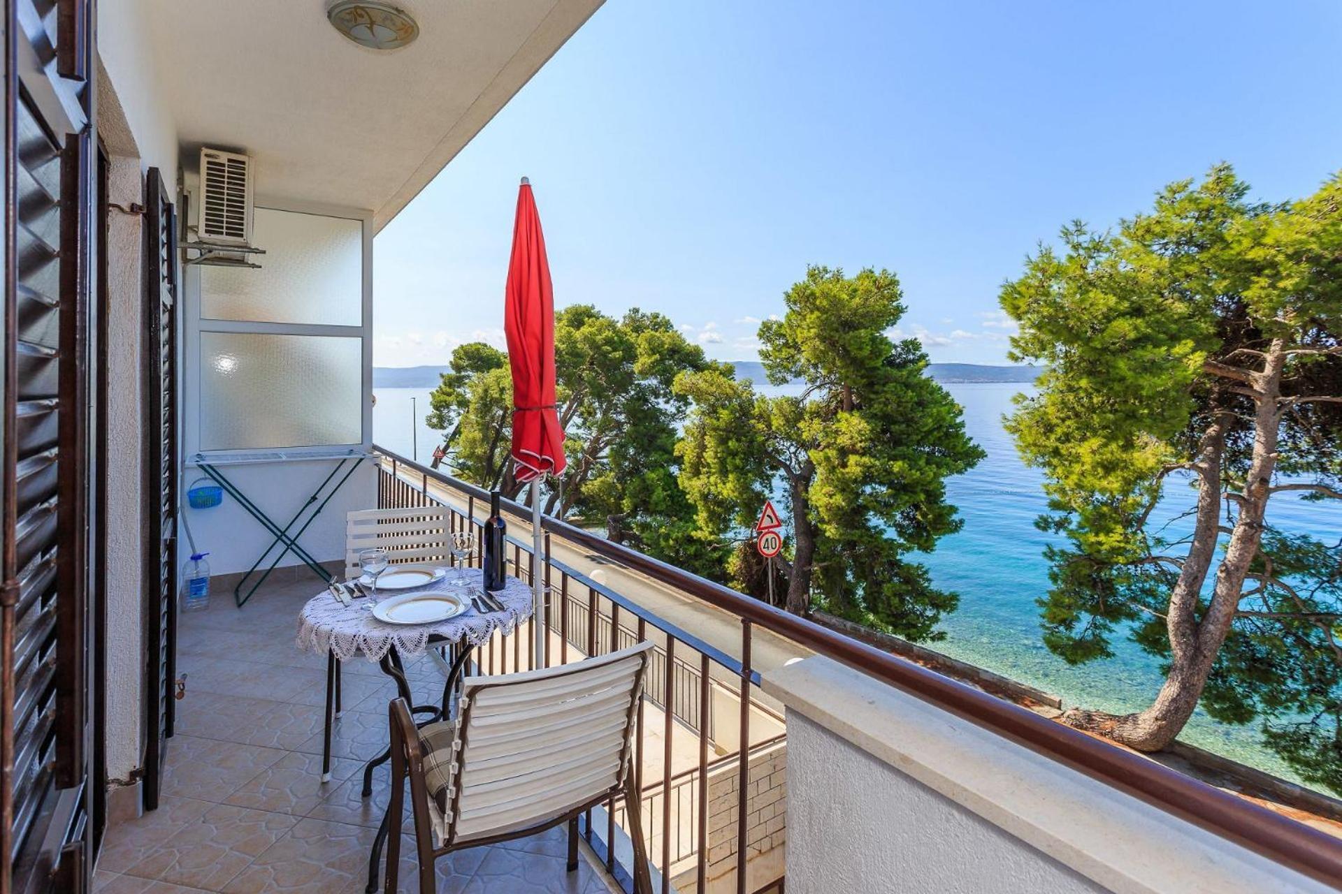 Apartments Verica - 15 M From Beach Krilo Exteriör bild